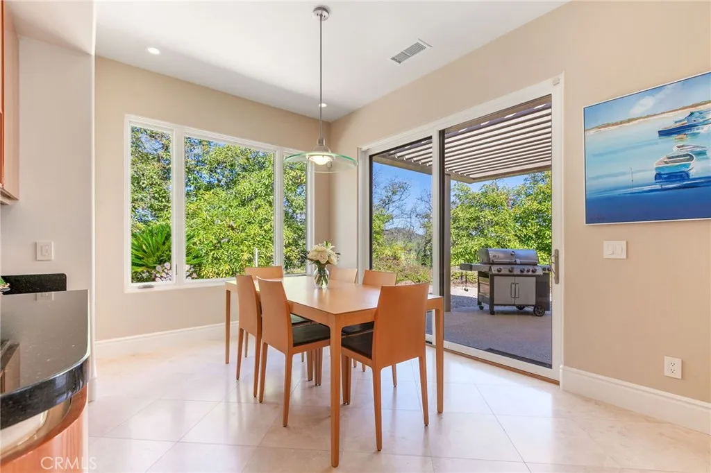 49650 Via Vaquero, Temecula, California 92590 home-pic-14